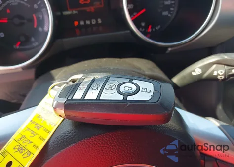 2018 Ford Mustang Ecoboost Premium из США, поврежденный, VIN 1FATP8UH3J5166451